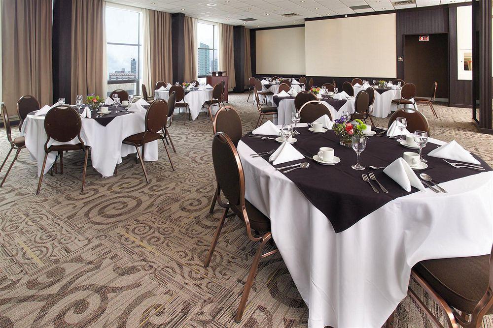 Best Western Primrose Hotel Downtown Toronto Ristorante foto